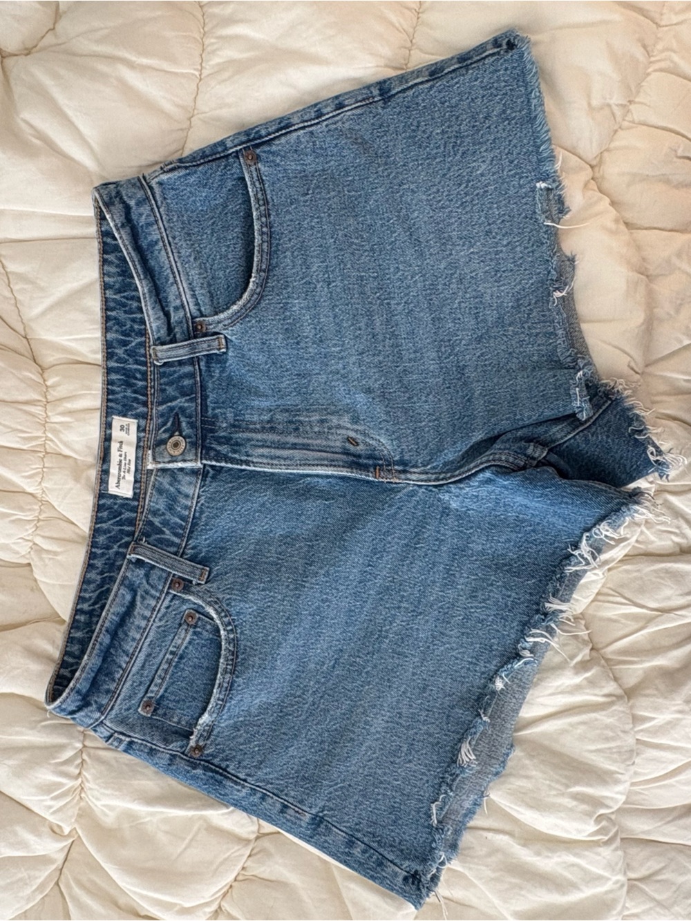 Abercrombie & Fitch Light Blue Mid-Rise Denim Shorts - Picture 2 of 3